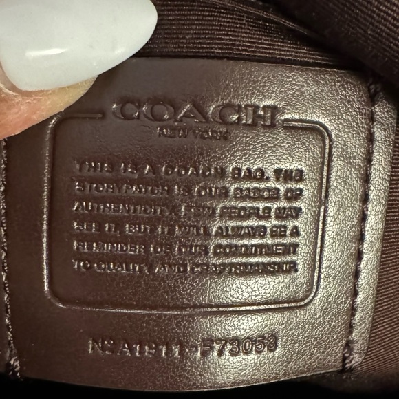 EUC Coach Purse - Picture 6 of 6